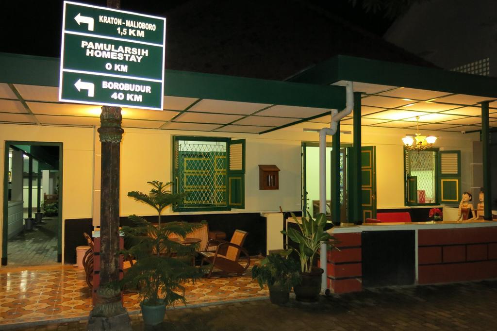 Pamularsih Homestay Yogyakarta Kültér fotó