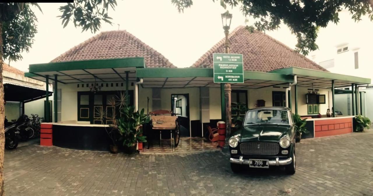 Pamularsih Homestay Yogyakarta Kültér fotó